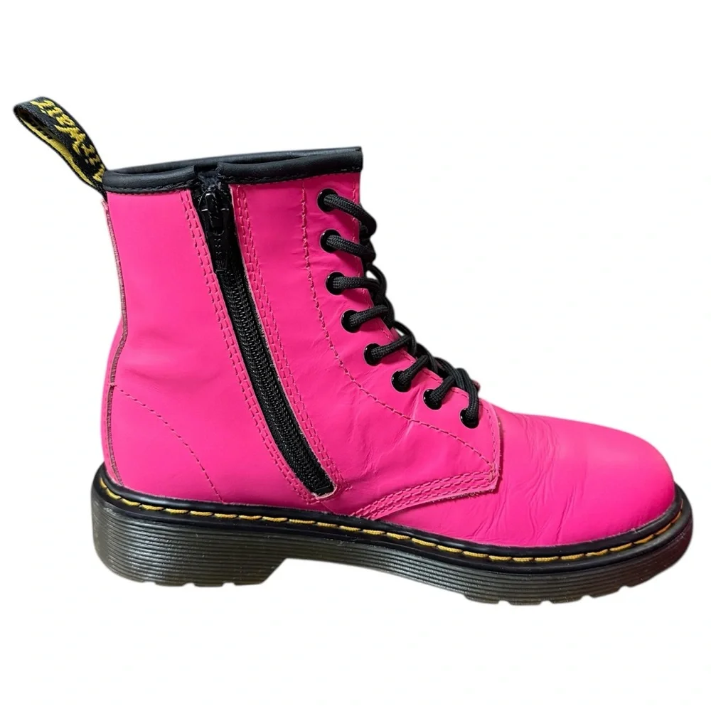 Dr. Martens Girls Romario Boathouse Pink Leather Lace Up Chunky Boot 2 Youth